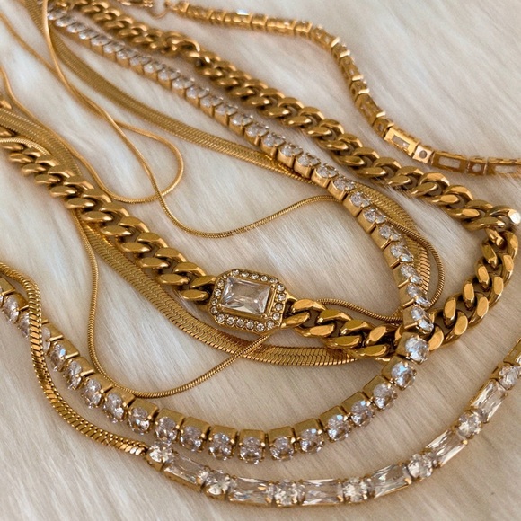 18K Gold Smoke Show Cuban Chain Crystal Necklace Tarnish Free - Picture 7 of 8